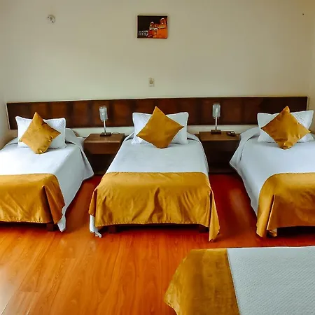 Hotel Villa Vianney Paipa Exterior photo